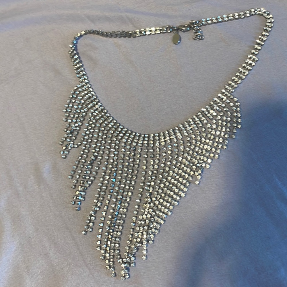 Crystal dangling necklace